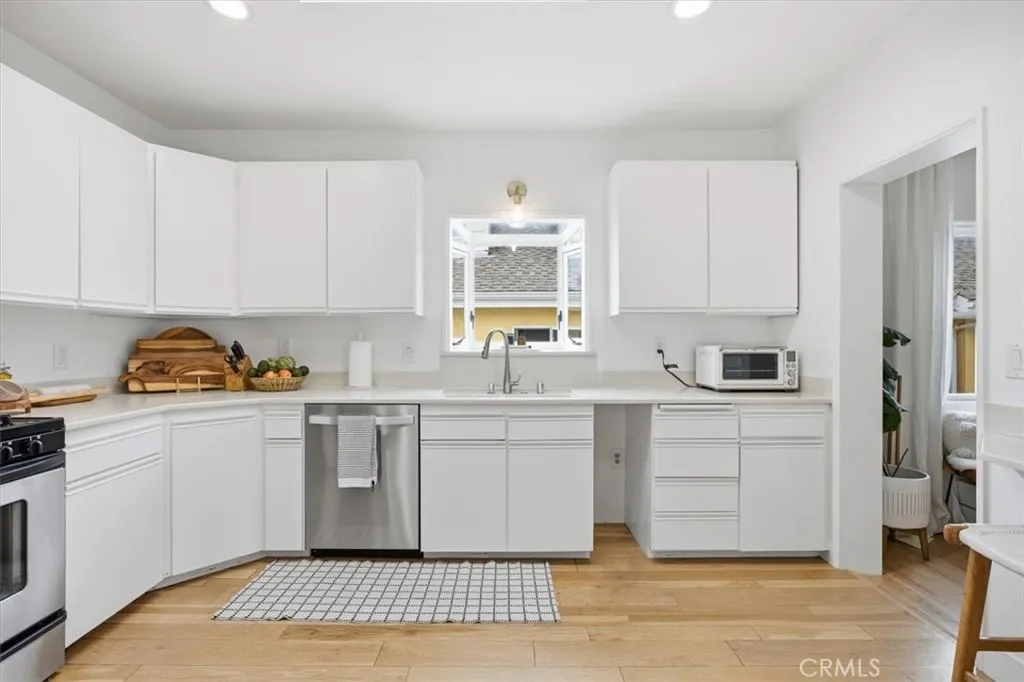 1826 10th Street, Manhattan Beach, California 90266 home-pic-6